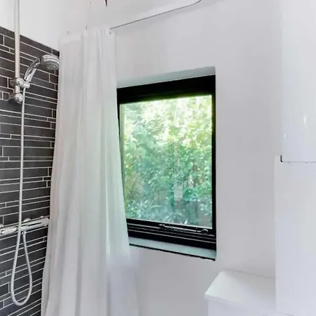 Ruhiges Ferienhausleben Nur 50 Meter Vom Ferienhaus Dronningmølle