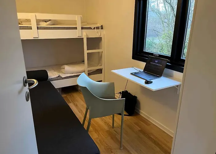 Peaceful House Life Just 50 M From Shore