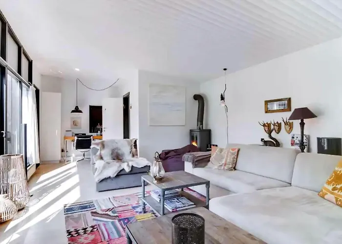 Peaceful House Life Just 50 M From Shore *